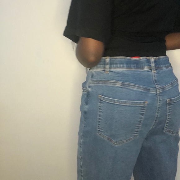 oversized womens lightwash jeans🤍 - Picture 1 of 4